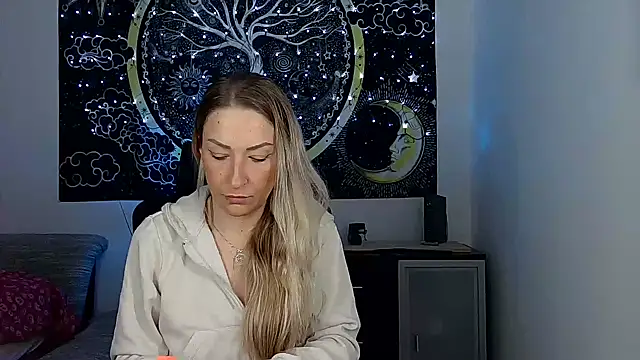 Snapshot of SexxyLiviaa chatting on 18, 1, 2026 SexxyLiviaa online show from 18, 1, 2026