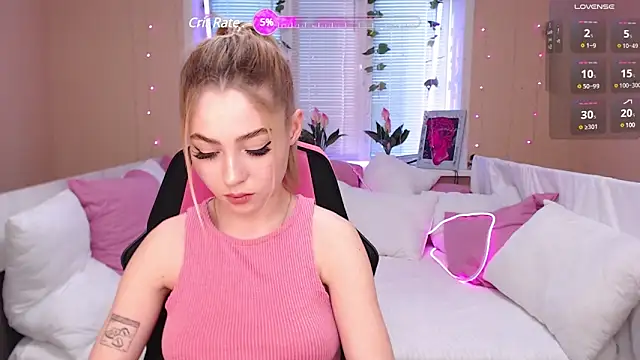 Snapshot of Tessa_Walker chatting on 22, 1, 2025 Tessa Walker online show from 22, 1, 2025