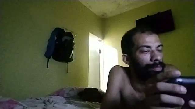 UncutToyBoy23cm online show from 14, 4, 2026