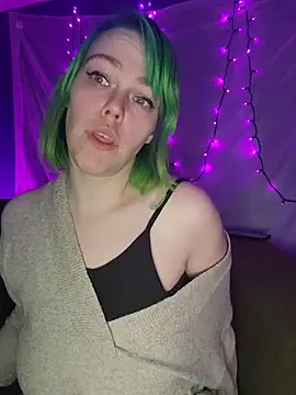 EverlyEster online show from 17, 5, 2026