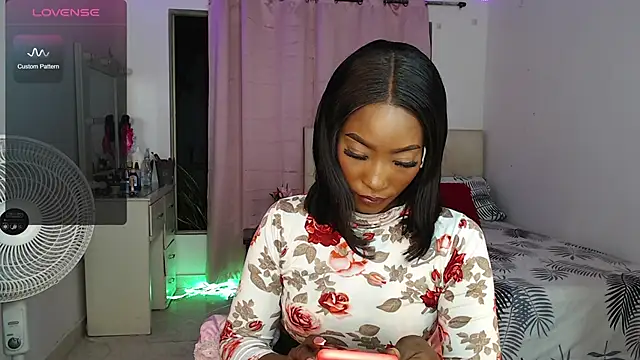 samantha-rose2 online show from 5, 2, 2025