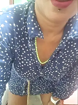 gatadeojosclaros online show from 7, 2, 2025