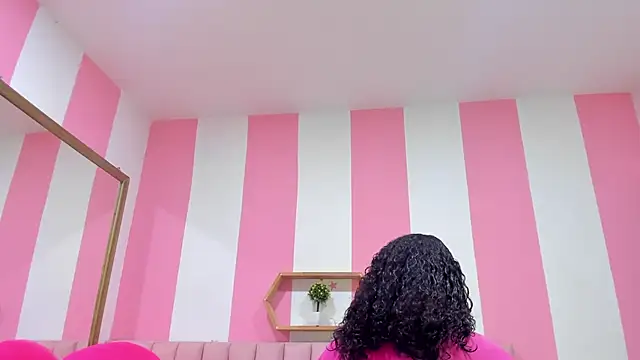 ISABELLA 020 online show from 10, 11, 2025