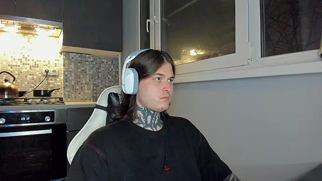 Snapshot of _torfin_ chatting on 1, 12, 2024 torfin online show from 1, 12, 2024