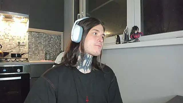 Snapshot of _torfin_ chatting on 6, 3, 2025 torfin online show from 6, 3, 2025