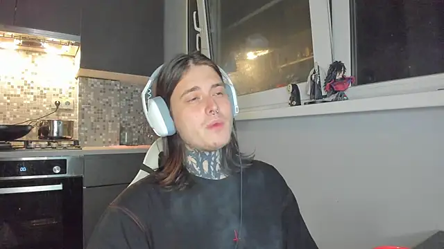 Snapshot of _torfin_ chatting on 6, 3, 2025 torfin online show from 6, 3, 2025