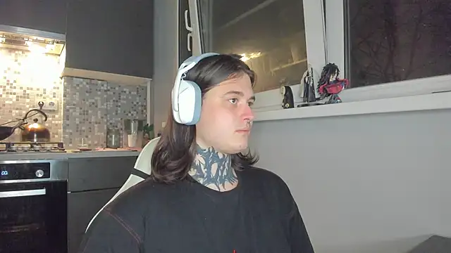 Snapshot of _torfin_ chatting on 8, 3, 2025 torfin online show from 8, 3, 2025