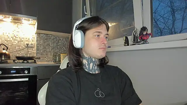 Snapshot of _torfin_ chatting on 14, 3, 2025 torfin online show from 14, 3, 2025