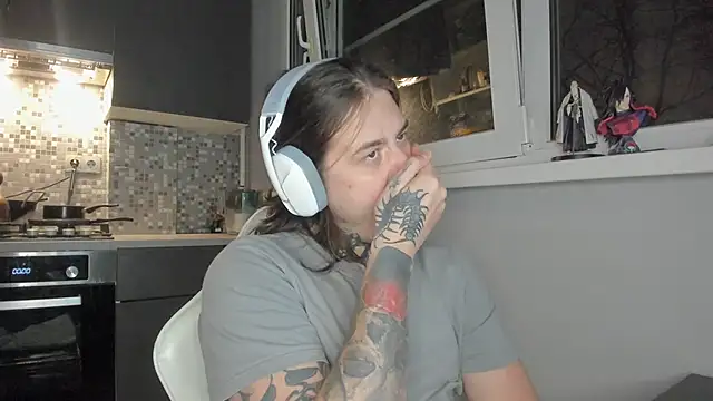 Snapshot of _torfin_ chatting on 18, 3, 2025 torfin online show from 18, 3, 2025