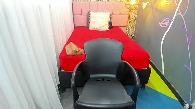 EmmaaEvans  online show from 26, 12, 2024