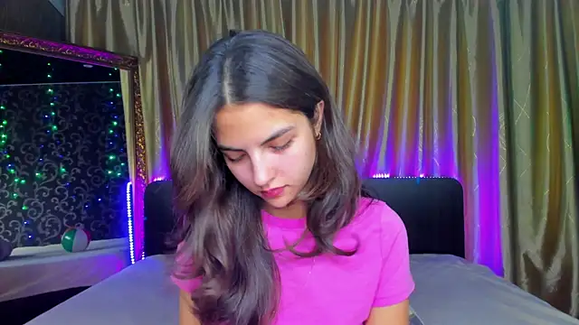 Milana Crystal  online show from 21, 9, 2025