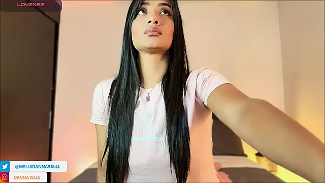 Dannawells online show from 15, 10, 2025