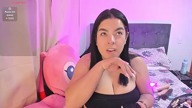 Kylie2211 online show from 4, 7, 2026