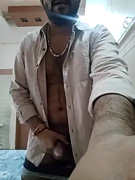 Snapshot of Vickyy_001 chatting on 15, 2, 2026 Vickyy 001 online show from 15, 2, 2026