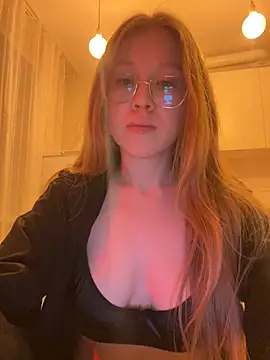 Eva Weyne online show from 9, 2, 2025