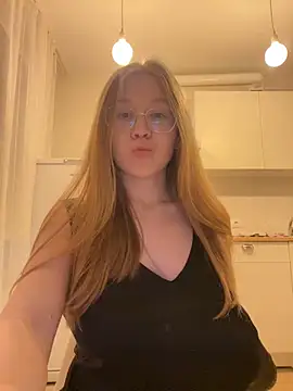 Eva Weyne online show from 2, 11, 2025