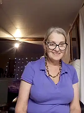 irinamaux online show from 31, 10, 2025