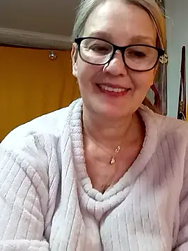 irinamaux online show from 15, 3, 2026