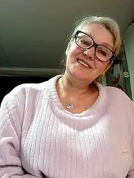 Snapshot of irinamaux chatting on 21, 4, 2026 irinamaux online show from 21, 4, 2026