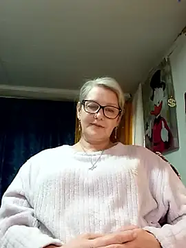 Snapshot of irinamaux chatting on 23, 4, 2026 irinamaux online show from 23, 4, 2026