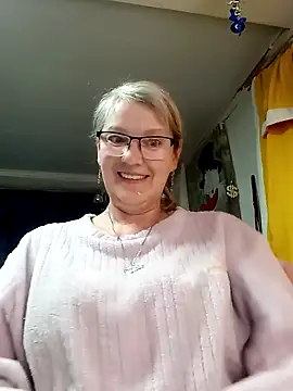 Snapshot of irinamaux chatting on 30, 4, 2026 irinamaux online show from 30, 4, 2026