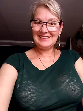 irinamaux online show from 12, 7, 2026