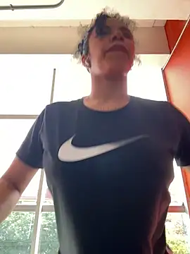 Brunettexio online show from 2, 2, 2025