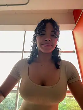 Brunettexio online show from 14, 2, 2025