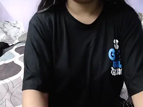 Freya nia online show from 28, 9, 2025