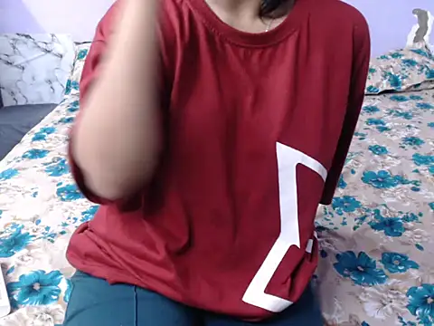 Freya nia online show from 4, 10, 2025