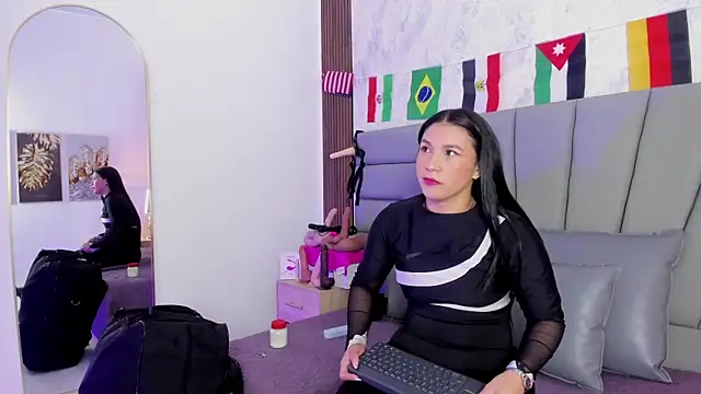 Snapshot of Sofi_Perez_ chatting on 24, 6, 2026 Sofi Perez online show from 24, 6, 2026