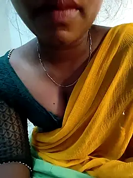 Snapshot of tamilachi4u chatting on 4, 3, 2025 tamilachi4u online show from 4, 3, 2025