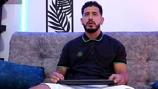 Snapshot of Bruno_Mattos chatting on 14, 1, 2025 Bruno Mattos online show from 14, 1, 2025