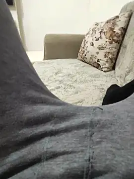 Snapshot of modelturanist27 chatting on 3, 2, 2025 modelturanist27 online show from 3, 2, 2025