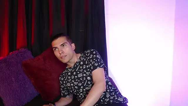  Tattoo Couple online show from 25, 1, 2025