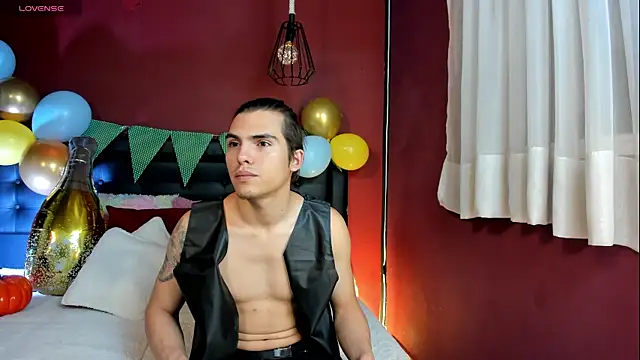  Tattoo Couple online show from 1, 10, 2025