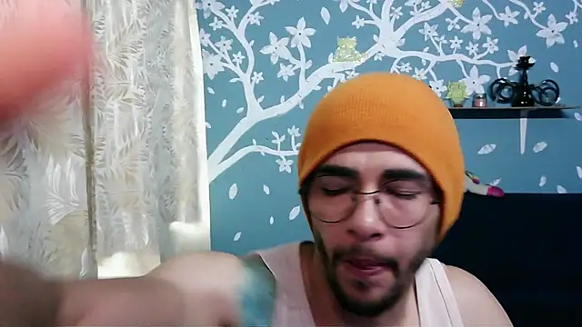 Snapshot of ponzothc chatting on 31, 10, 2025 ponzothc online show from 31, 10, 2025