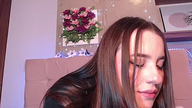 Linaa morris online show from 10, 12, 2024