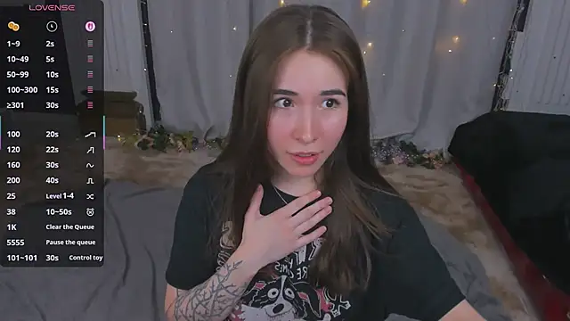 ashleyro1 online show from 2, 4, 2026