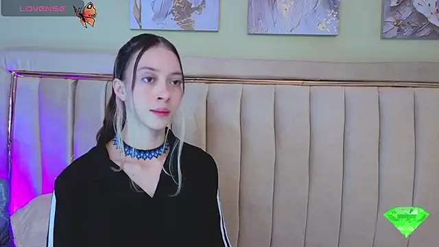 Snapshot of sophiia_grey_1 chatting on 25, 2, 2026 sophiia grey 1 online show from 25, 2, 2026