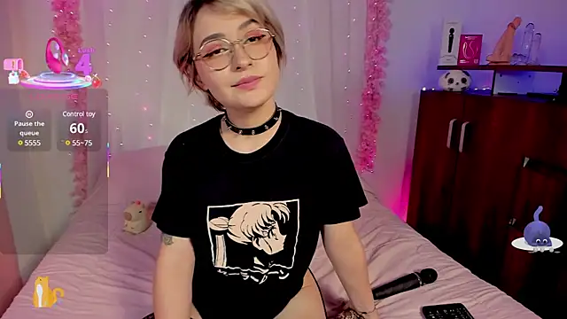 Snapshot of Ahri_howl_sweet chatting on 12, 3, 2025 Ahri howl sweet online show from 12, 3, 2025