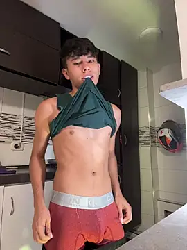 Angel esteban fx online show from 5, 3, 2026