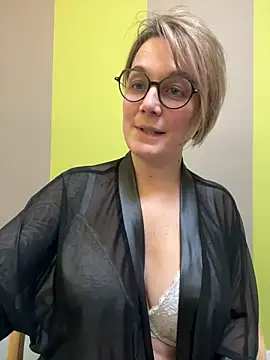 marinella07 online show from 15, 2, 2025