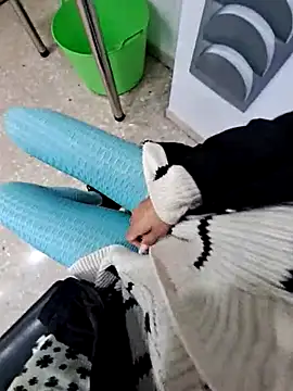 SexyErola27 online show from 3, 3, 2025