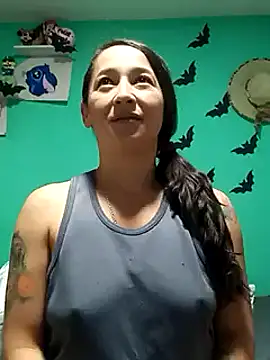 emilypoppy3 online show from 28, 1, 2025