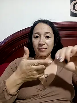 emilypoppy3 online show from 25, 9, 2025