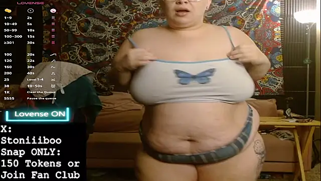 Stoniiiboo online show from 10, 10, 2025