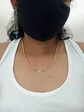 Snapshot of Angleannie chatting on 12, 10, 2025 Angleannie online show from 12, 10, 2025