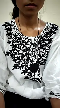 Snapshot of Kumkum_36 chatting on 8, 3, 2025 Kumkum 36 online show from 8, 3, 2025