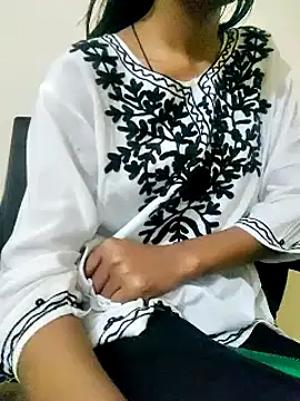 Snapshot of Kumkum_36 chatting on 18, 3, 2025 Kumkum 36 online show from 18, 3, 2025